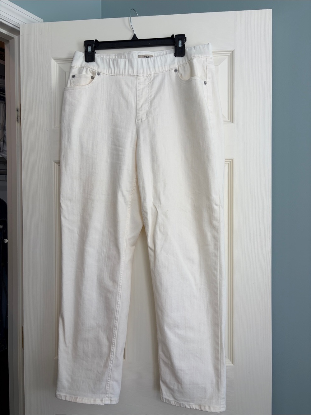 LOGO by Lori Goldstein Cream Straight-Leg Pants